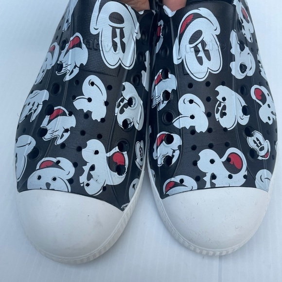 NATIVE Disney Mickey Mouse Shoes Men’s Size 5 - Picture 6 of 7